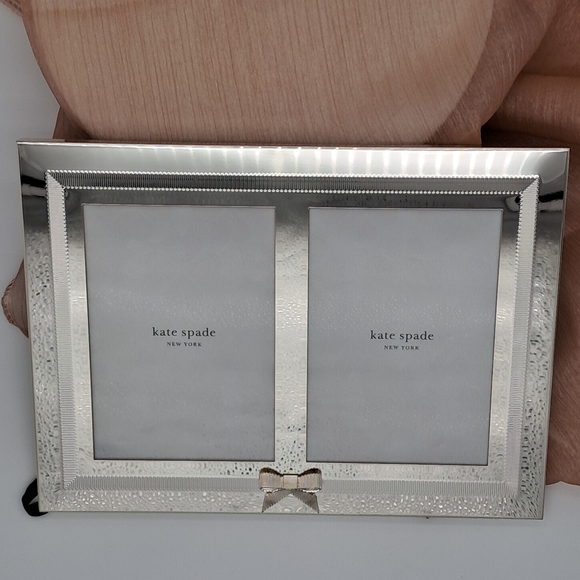 Kate Spade Elegant Silver Double Frame with Bow - Picture 1 of 7